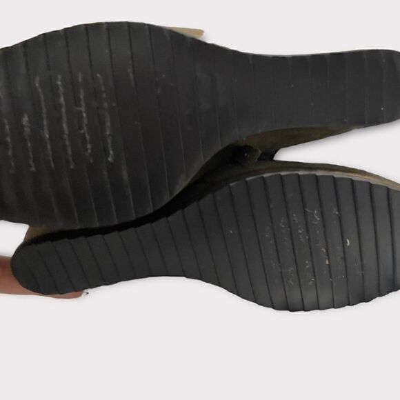 Linea Paolo Winslet Wedge Suede Tan Shimmer Bootie NEW Size 8.5M - Picture 4 of 9